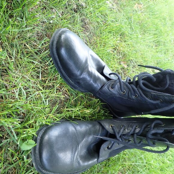 Made in UAE Leather Boots - Picture 2 of 7